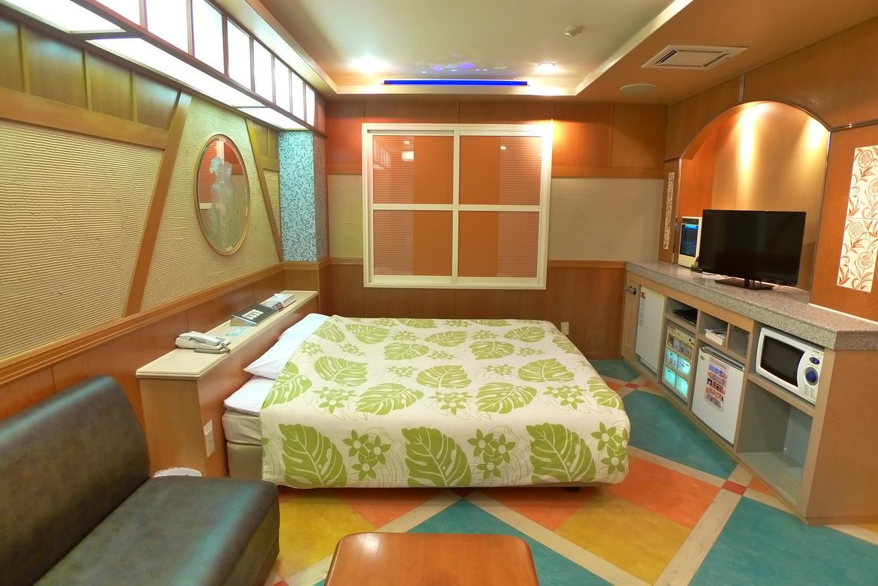Resort Inn Golf Gotemba (Adults Only) Екстериор снимка